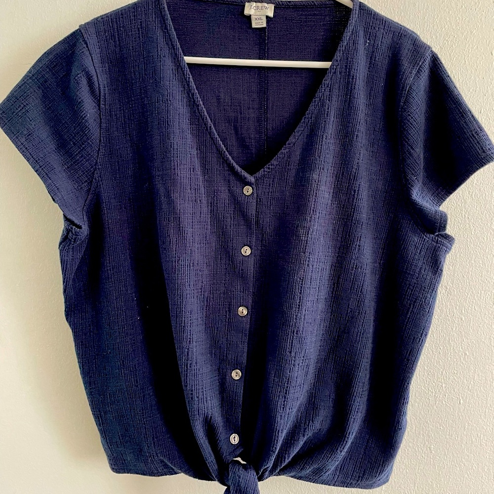Perfect condition J Crew dark blue short sleeve shirt with slight crop and tie